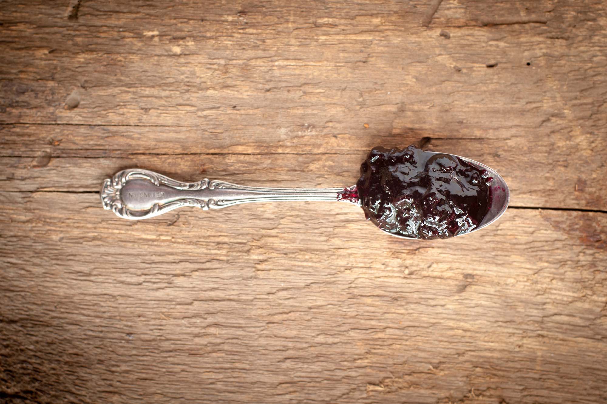 Truly Natural Blackberry Shiraz Preserves - Image 3